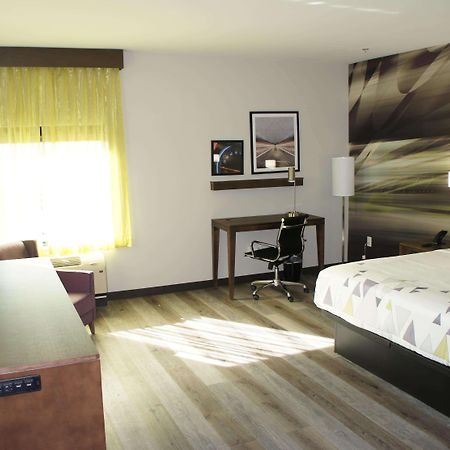 La Quinta Inn & Suites by Wyndham Braselton Esterno foto