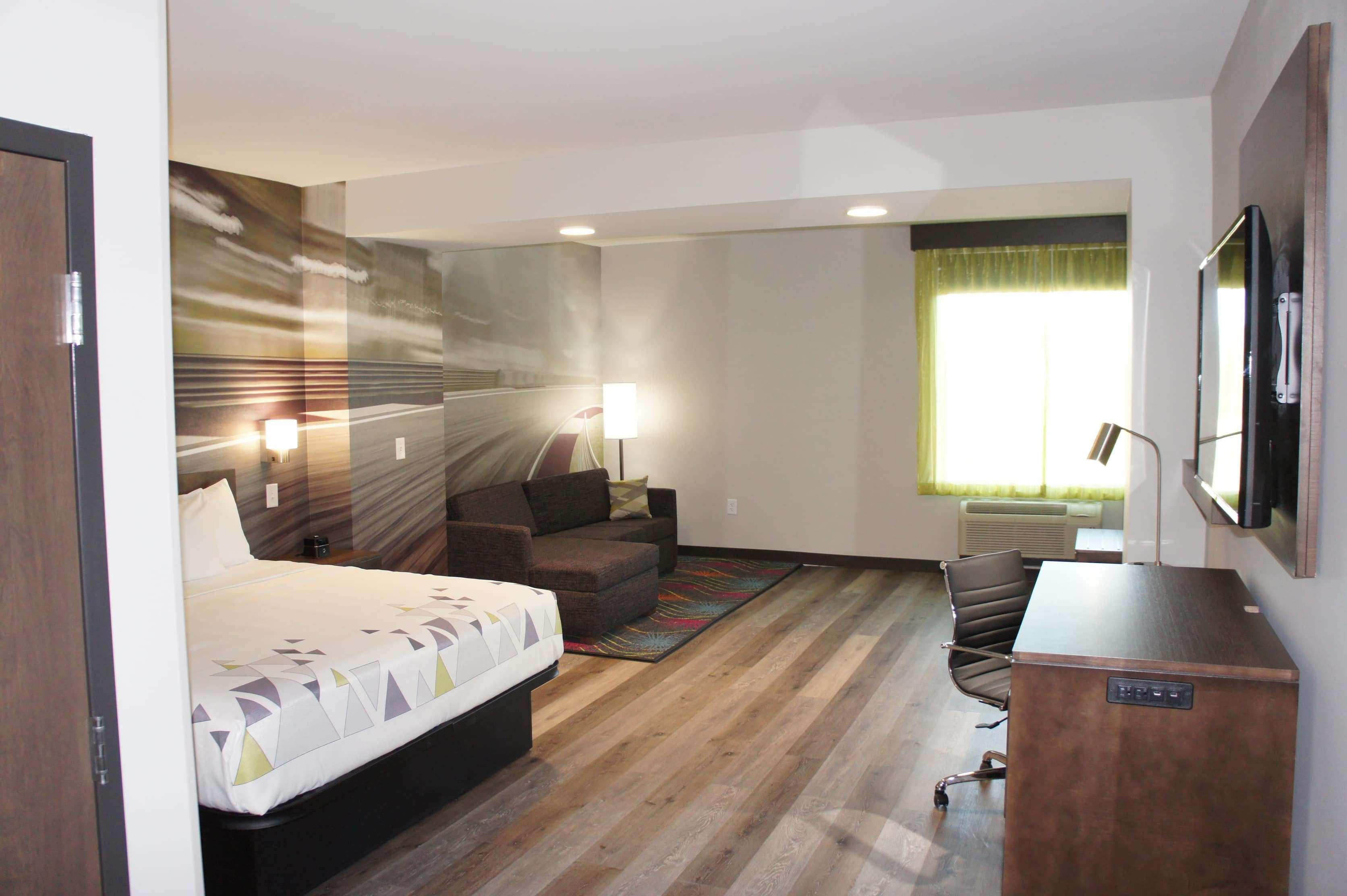 La Quinta Inn & Suites by Wyndham Braselton Esterno foto