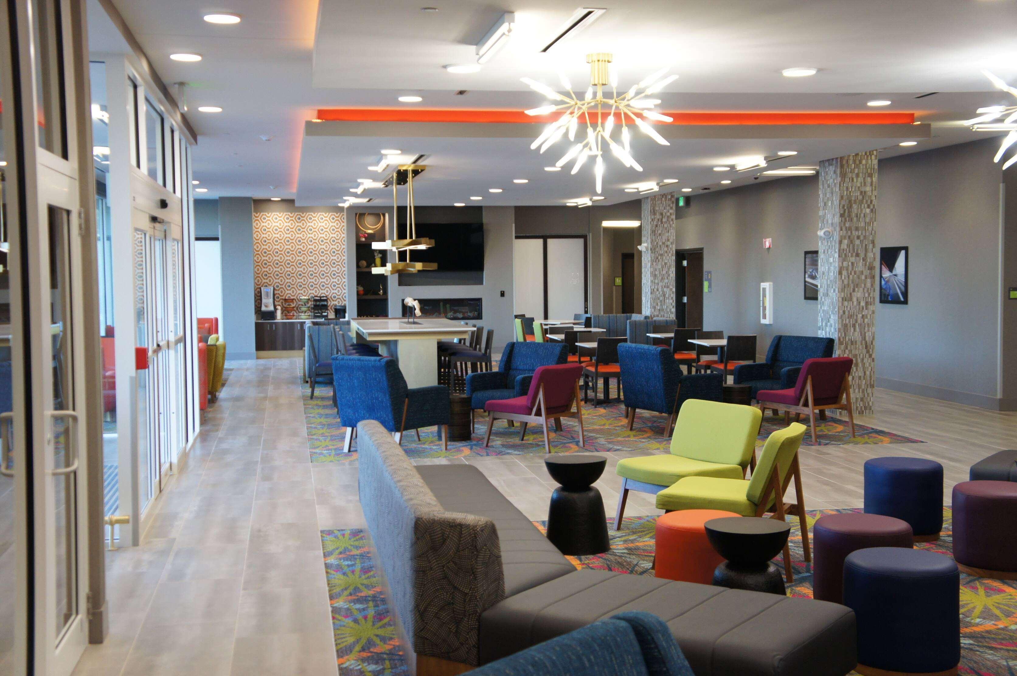 La Quinta Inn & Suites by Wyndham Braselton Esterno foto