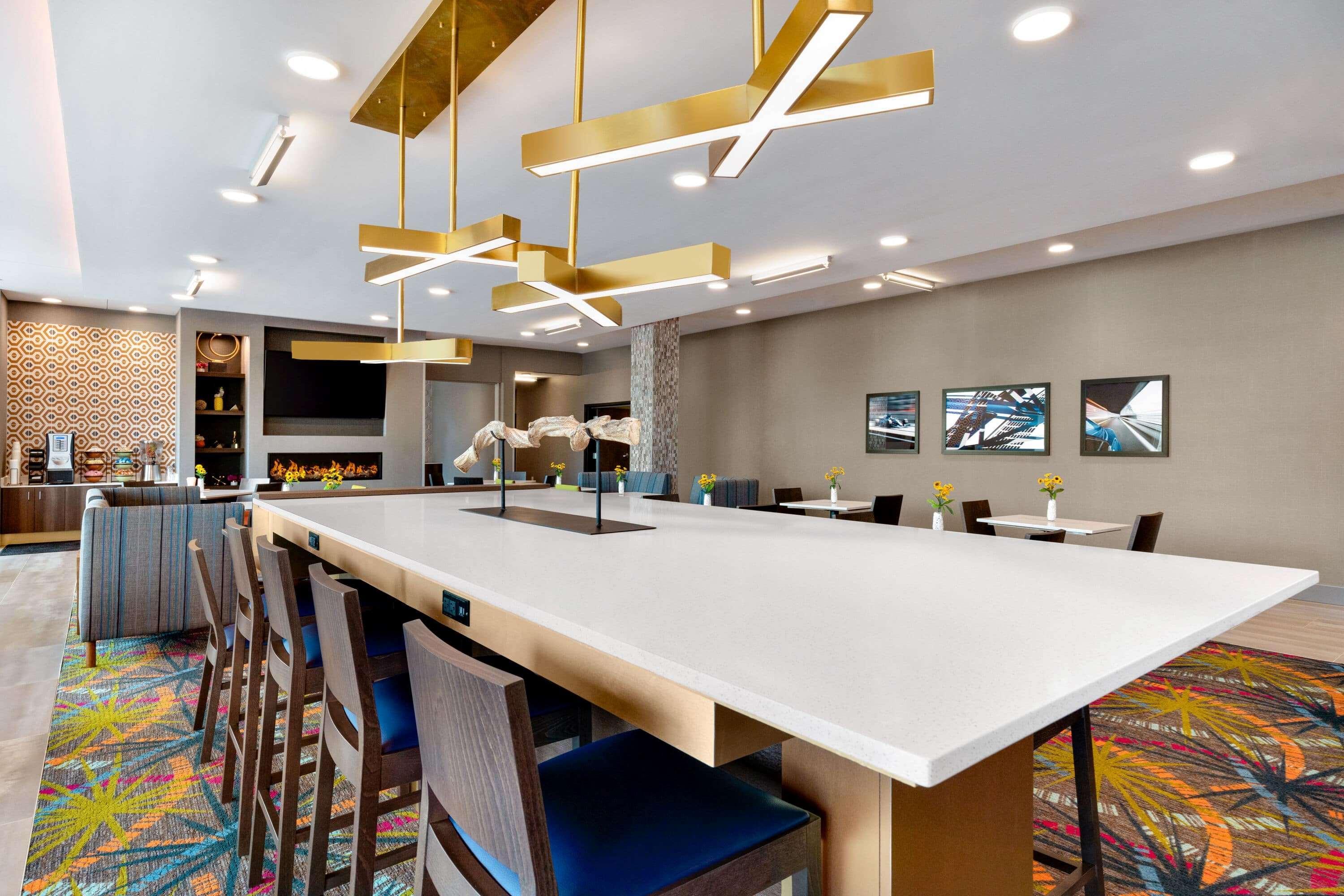 La Quinta Inn & Suites by Wyndham Braselton Esterno foto